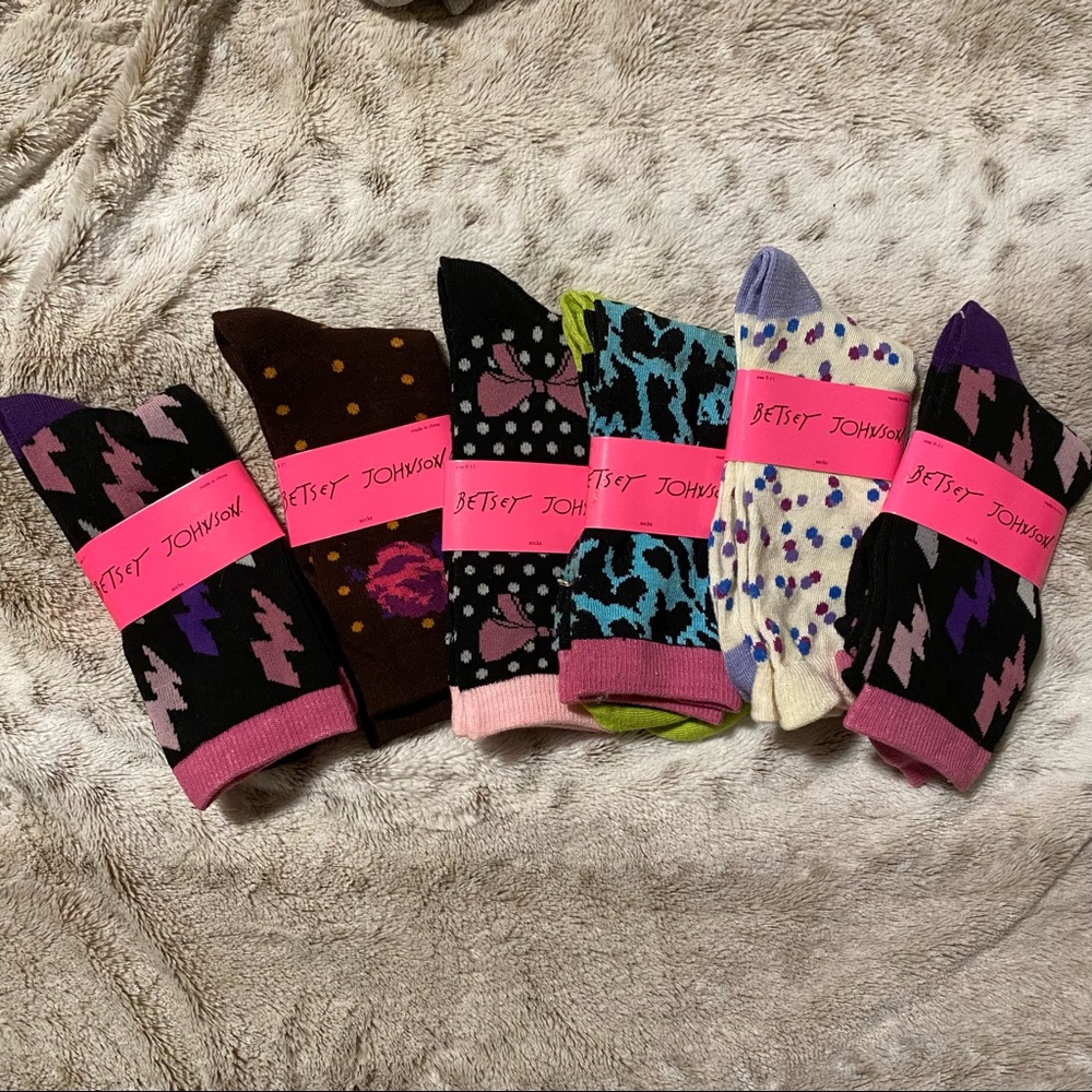 6 Pack Betsey Johnson Crew Socks
